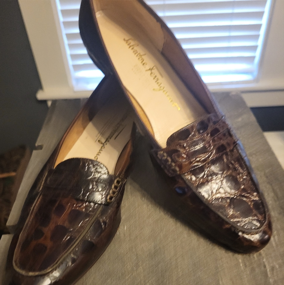 Size 7 narrow  brown loafers by SF